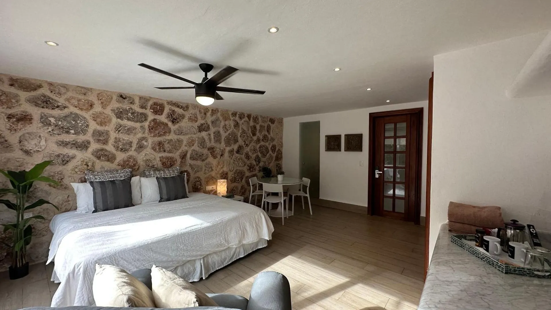 Hotel Casa Tortugas Boutique Hotel, An Authentic Hidden Gem In Cancun