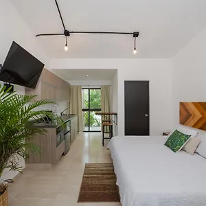 Apart-hotel Tropical
