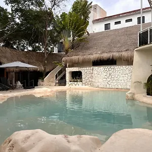 3* Hotel Xbalamque & Centro