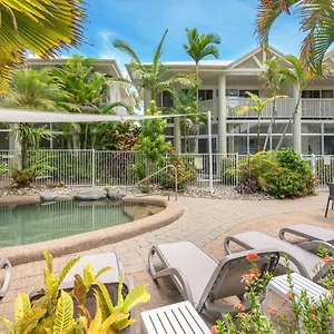 **** Resort Tropical Nites Australia
